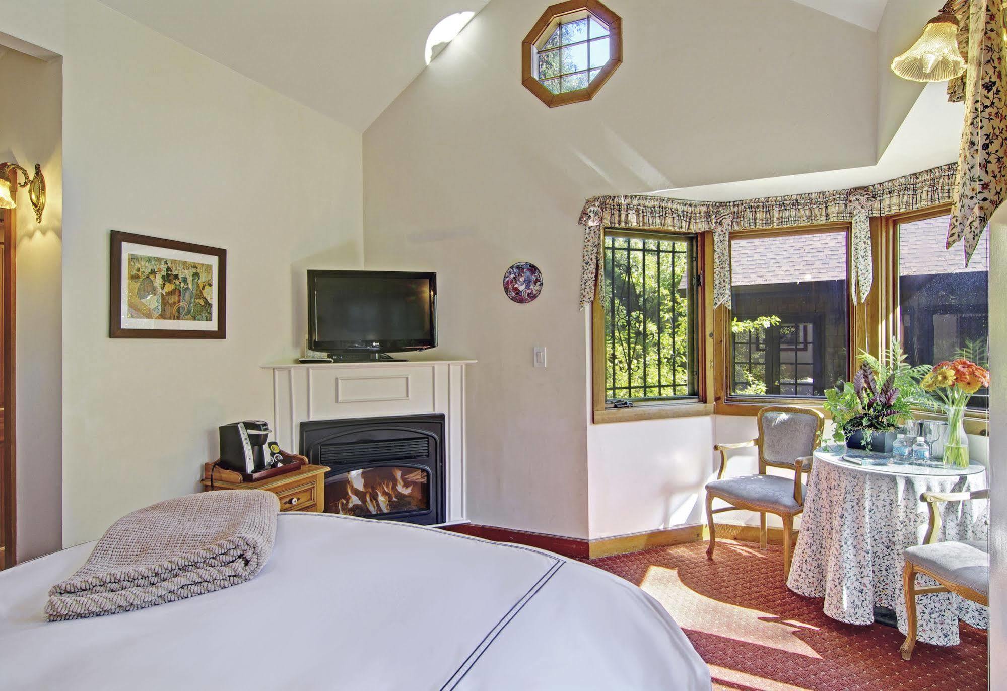 סנטה קרוז The Babbling Brook Inn מראה חיצוני תמונה