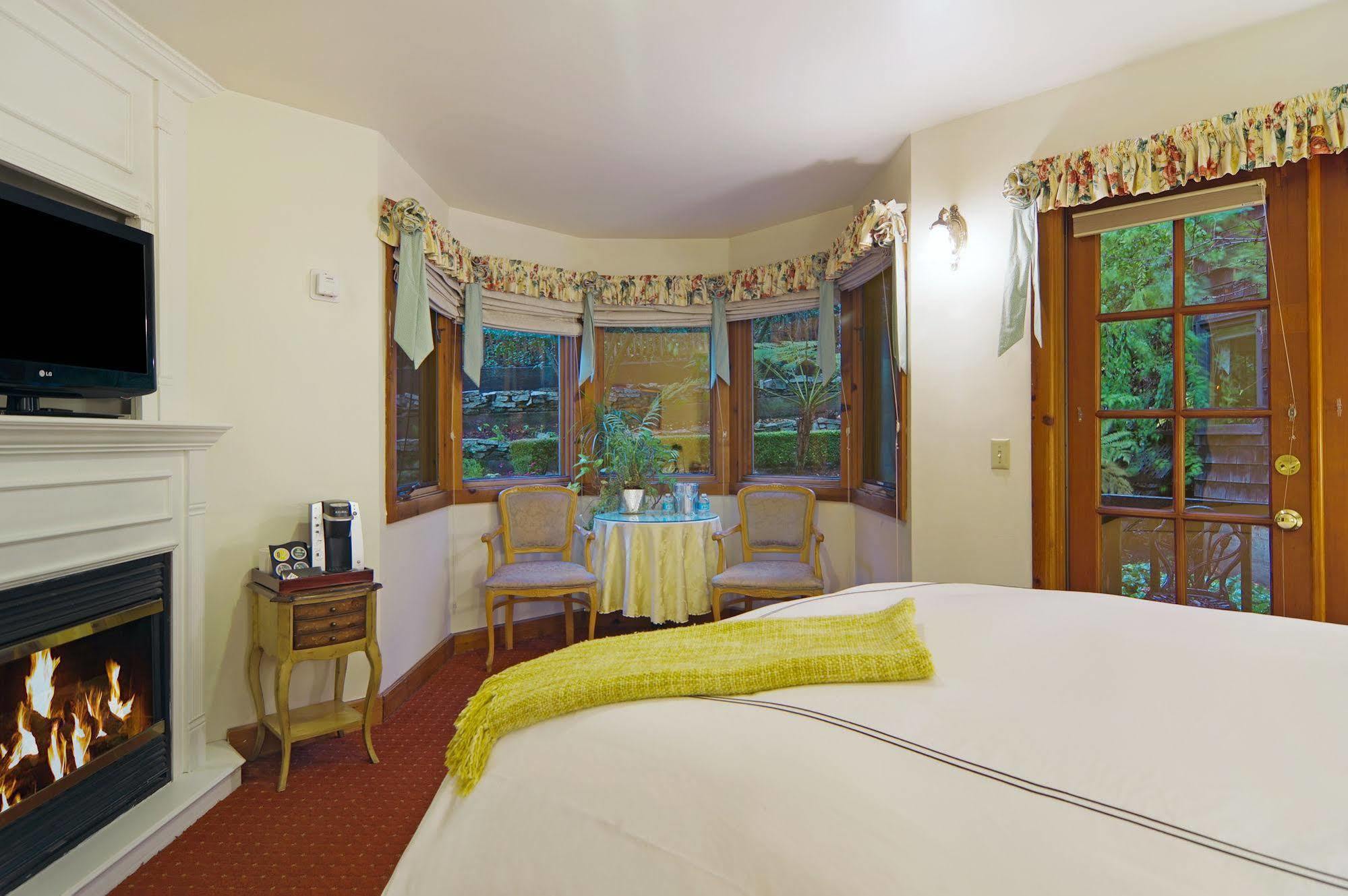סנטה קרוז The Babbling Brook Inn מראה חיצוני תמונה